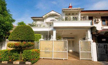 Rumah Cantik Harga Terbaik komplek Beji Depok