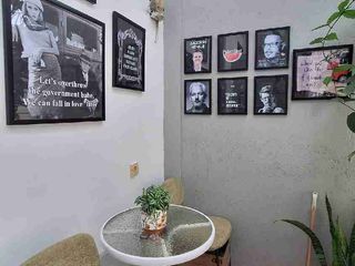 1 BEDROOMX FLAT WITH PRIVATE GATE AND KITCHEN IN JL TAMAN SARI KEROBOKAN