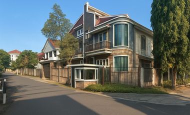 Dijual Cepat: Rumah Mewah dan Luas di Lokasi Strategis Pesanggrahan, Jakarta Selatan