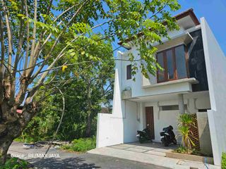 Rumah Baru dalam Komplek di Area Ubung Denpasar, dekat Taman Rama