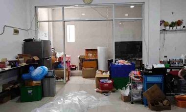 dijual cepat dan murah ruko 4lantai hook ditaman Surya 5