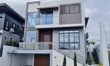 For Sale: Modern 4 Bedroom House and Lot in Mondia Nuvali, Santa Rosa, Laguna