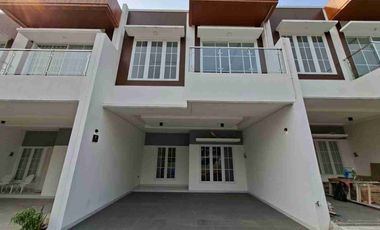 di jual rumah mewah lokasi strategis di kebagusan jaksel