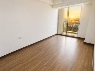 ALDER RESIDENCES (Low Floor) - 2BR 67sqm FOR SALE in Acacia Estates Taguig City