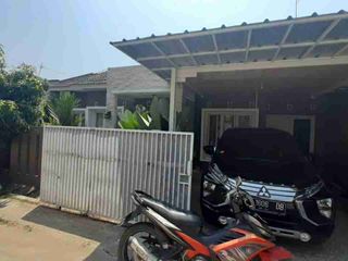 jual rumah taman graha asri belakang ada ruang terbuka surat SHM