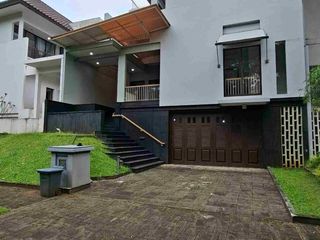 dijual rumah bagus dan besar di BSD