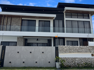 Luxury Smart Home 4 BR with Pool For Sale in Mexico, Pampanga
