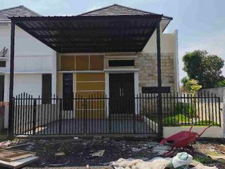 Rumah di jual lokasi mepet Surabaya gunung Anyar Deket Kampus UINSA.Exit tol tambak sumur