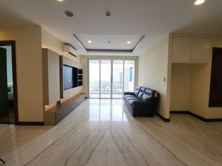 Condominium di Centre Point ( Tower Centrum )