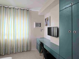 Clean Studio Unit with Parking near Elevator in Mesaverte