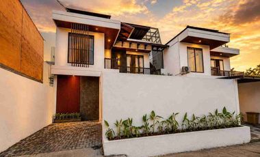FOR SALE 2-storey Villa CEMAGI BEACH Badung Bali, Land 125m²