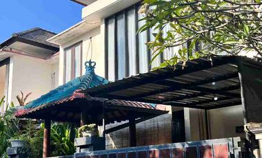 Jual rumah bergaya Modern Tropical Bali 155m² di Buleleng Bali