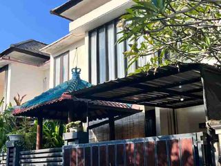 jual rumah lantai 2 di setia budi buleleng