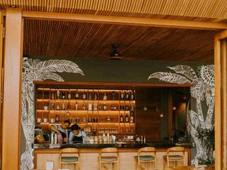 Di jual Restauran & 2 unit Villa yang terletak di kawasan jl.Pantai eco beach Canggu