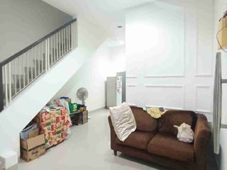 DIJUAL RUMAH 2LT RENOV DEKAT BINUS SCHOOL BSD CITY