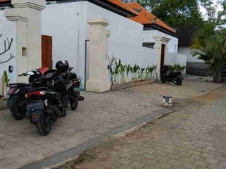 dijual tanah 250 m² IDR 800 juta per are dekat bypass Ngurah Rai KFC jimbaran