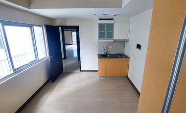 Hot Deal: Exclusive Condo in Salcedo Village, Makati
