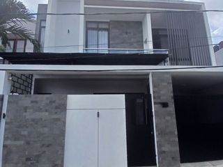 Rumah 2Lt di Kramat Jaya Baru Johar Baru, Dekat Kampus UI Salemba
