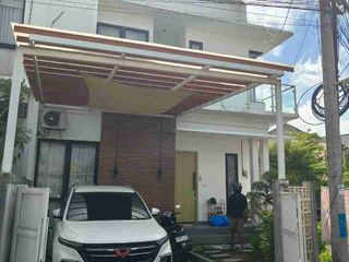 Rumah Modern 2 Lantai View Sawah di Ubung Kaja