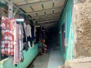 jual kontrakan 6 pintu strategis deket pasar dan stasiun
