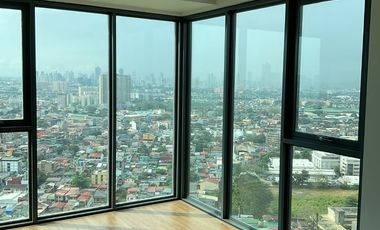 Rush Sale - Spacious Unit with Full glass window overlooking city view for sale in Callisto Tower 1