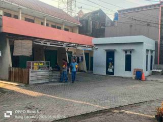 Dijual  Kontrakan 8 Pintu Terisi Full Plus 1 Kios Lt 267m² Akses Mobil surat SHM - Rp.695Jt