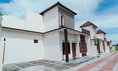 pesan bangun rumah harga termurah di pusat kota kartasura dengan lingkungan yang asri