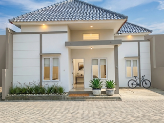 "Lokasi Premium di Pusat Gentan: Miliki Unit di Gentan Regency Sekarang Juga!"