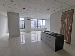 Disewakan  Unit di HQuarter SOHO Business   Jln Asia Afrika Bandung   Bisa dipakai untuk Ruang Usaha atau Apartemen Tinggal