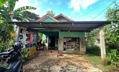 Jual rumah siap pakai di wonosari Gunungkidul 230 m2 hanya 200 jt nego