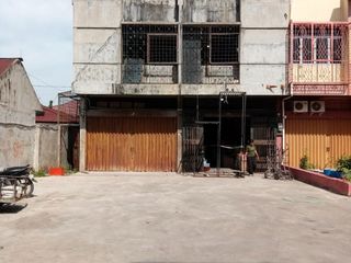 RUKO GANDENG 2LT MURAH, TENGAH KOTA DEKAT JALAN IMAM MUNANDAR / HARAPAN RAYA PEKANBARU
