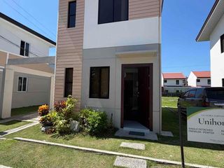 2 BEDROOMS SINGLE ATTACHED HOUSE AND LOT IN DEL CARMEN SAN FERNADO PAMPANGA NEAR SM PAMPANG AND MCARTHUR HIGHWAY