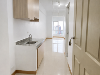 🏙️ READY FOR OCCUPANCY STUDIO UNIT FOR SALE – Victoria de Morato by New San Jose Builders