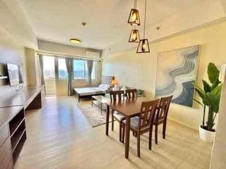 La Mirada Big Studio with Parking for sale