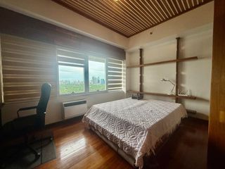 FOR LEASE – Condominium in Fairways Tower, BGC, Taguig City PP CODE: L1776