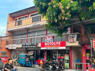 commercial bldg for sale