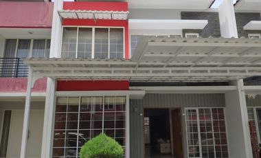 Rumah Mewah Dijual di Golf Lake Residence Jakarta Barat