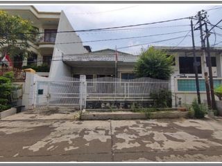 Rumah 2Lt di Pluit Sakti Penjaringan, Selangkah Ke Emporium Mall