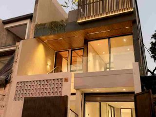 Brand New House Tropis Modern minimalis Gatot Subroto Barat Denpasar Bali