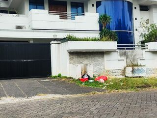 Rumah 2 Lantai, Perumahan Taman Kedoya Permai, Kebon Jeruk, Jakarta Barat