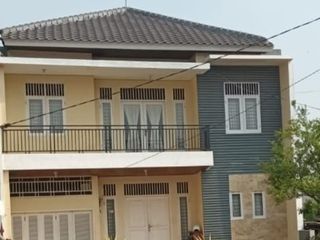 Dijual Rumah Bisa Untuk Usaha Bisnis Di JatiAsih Bekasi Parkir luas dekat dengan tol