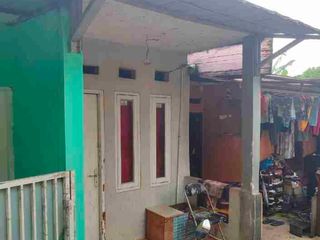 dijual kontrakan 2 lantai murah