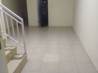 Dijual Rumah Cipondoh di Cluster Griya Utama By Rumah Chinida (Rt)
