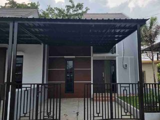Rumah perbatasan surabaya 5 mnt dari raya merr.6 mnt ke exit tol tambak sumur