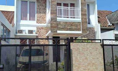 Dijual rumah 2 lantai citra raya Tangerang full furnished (la)