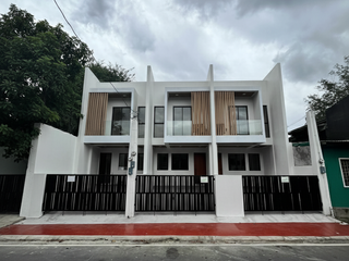 Parang Marikina 2 Storey Townhouse 3 Bedrooms near Ayala Malls RG