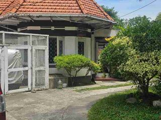 Dijual Rumah 2 lantai pusat kota Surabaya WR Supratman, Surabaya Pusat