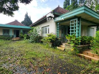 VILLA DISEWAKAN DEKAT BUKIT SEKIPAN TAWANGMANGU