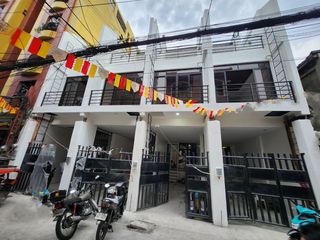 For Sale! 3 Bedrooms with Roofdeck Sampaloc Townhouse 12.5M -AJCM