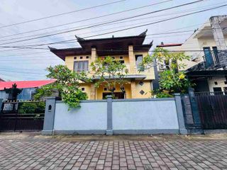 rumah lantai 2 akasia